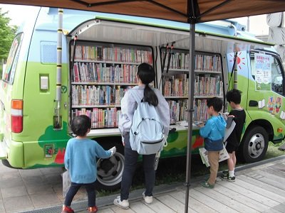 2024年5月森の図書館写真01