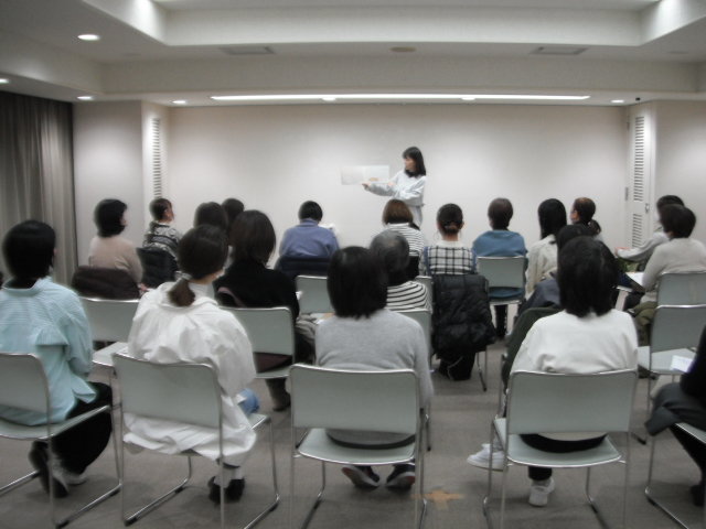 2025年3月コップの会のおはなし会画像01